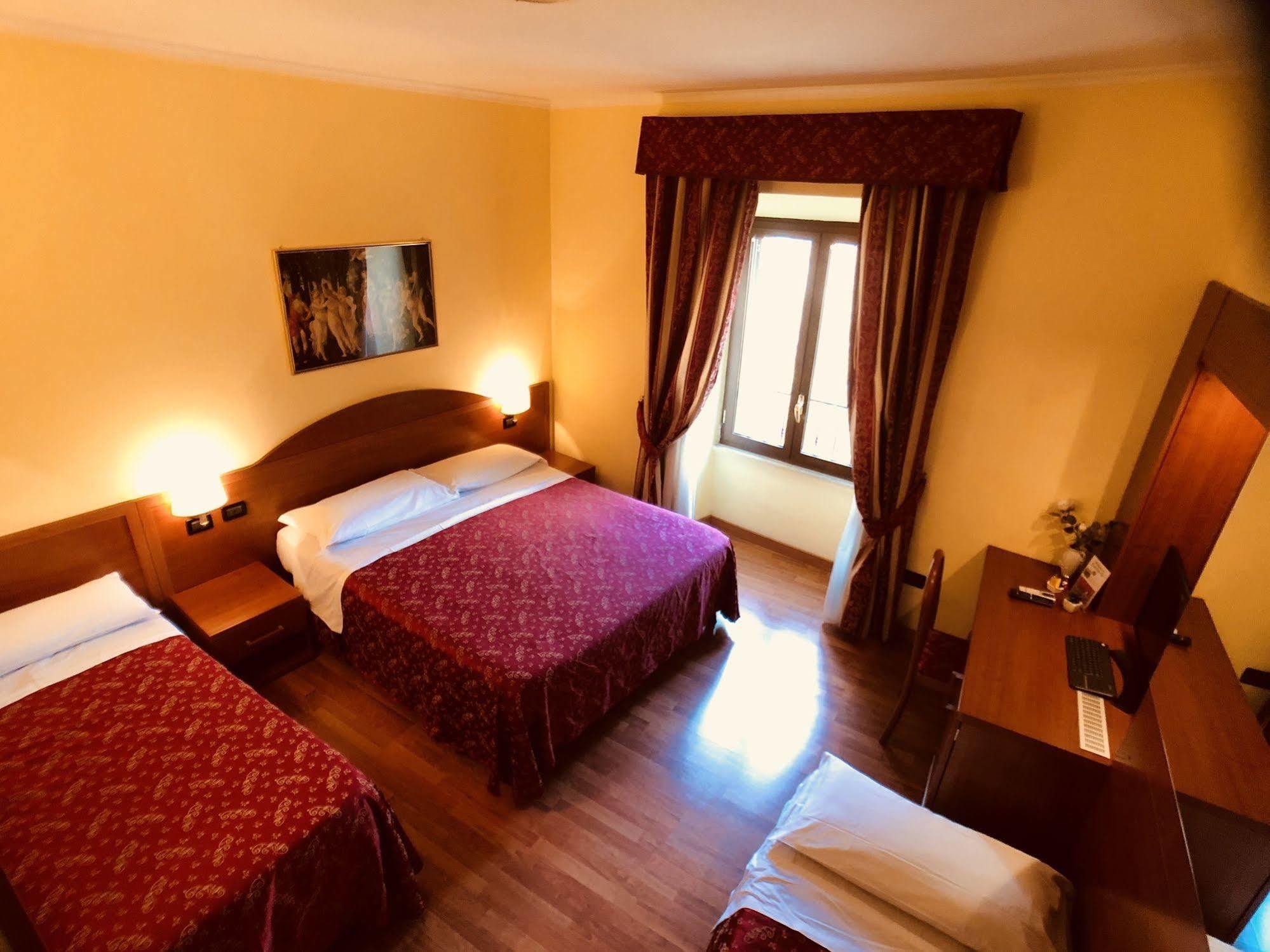 Saint Peter Inn Рим Экстерьер фото