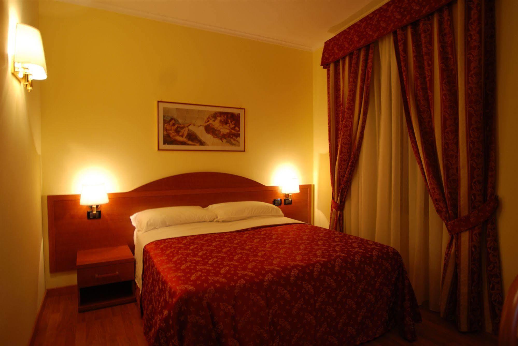 Saint Peter Inn Рим Экстерьер фото